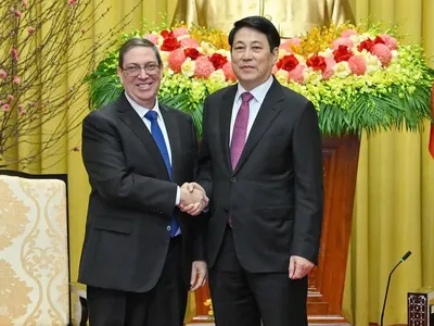 Chủ tịch nước Lương Cường tiếp Đặc phái viên Đảng, Nhà nước Cuba, Ủy viên Bộ Chính trị, Bộ trưởng Bộ Ngoại giao Cuba Bruno Rodríguez Parrilla.