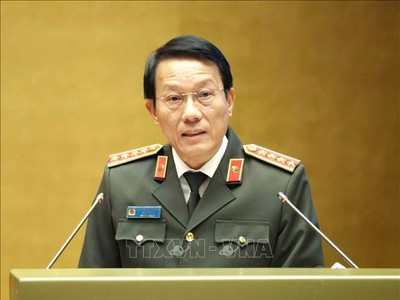 Triển khai nhận thức, tư duy mới về an ninh và bảo vệ an ninh quốc gia