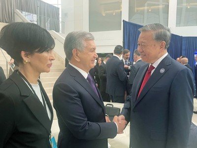 Tổng Bí thư Tô Lâm gặp lãnh đạo các nước nhân dịp tham dự cuộc họp khai mạc Hội đồng hòa bình về Gaza. Ảnh: TTXVN