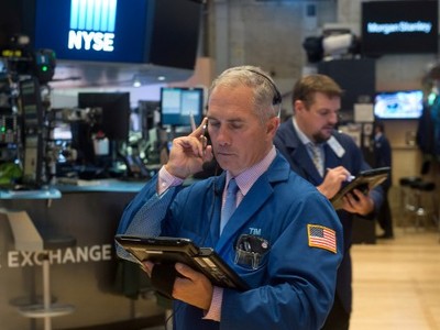 Khối ngoại mua ròng hơn 128 tỷ đồng trong phiên VN-Index có lúc vượt qua 1.200 điểm