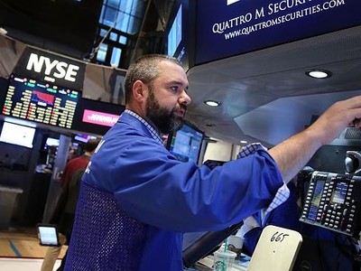 Giới đầu tư lo sợ trước triển vọng u ám của kinh tế thế giới