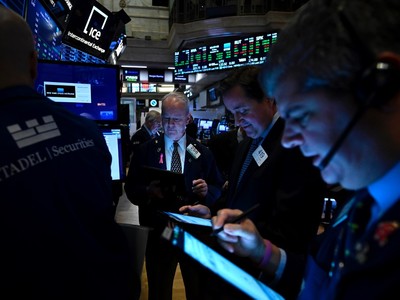 Giao dịch chứng khoán của khối ngoại ngày 15/6: Mua ròng đột biến VHM gần 15.000 tỷ đồng