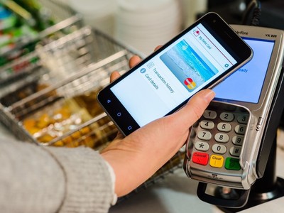 Chuyển tiền bán nhà vào tài khoản chứng khoán dùng chung, bị rút mất hơn 7 tỷ đồng