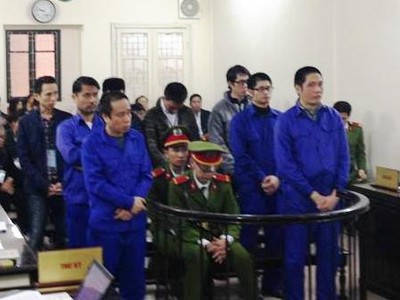 Các bị cáo tại tòa