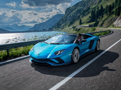 Giá tính lệ phí trước bạ đối với Lamborghini Aventador S là 40 tỷ đồng