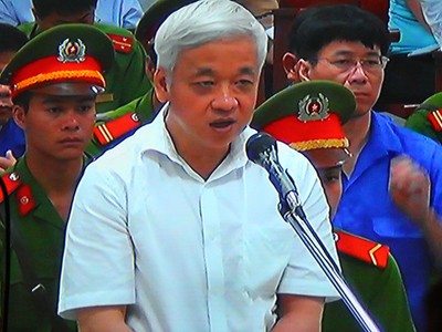 Bầu Kiên tại phiên tòa năm 2014.