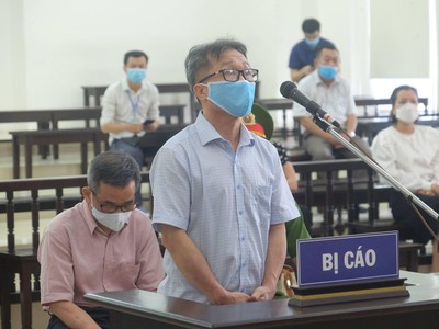 Bị cáo Đinh Văn Dũng kêu oan.