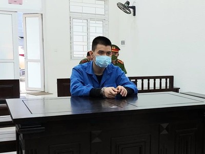 Bị cáo tại tòa.