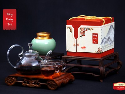 Trao Vinatea - gửi tình thâm và tinh hoa Việt