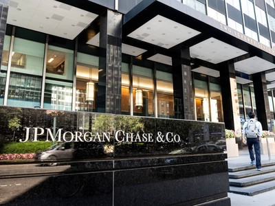 Mặc suy thoái, JPMorgan Chase vẫn đạt mức doanh thu kỷ lục trong quý II