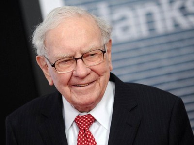 Warren Buffett tiếp tục gia tăng tỷ trọng cổ phiếu Bank of America, mua vào 1,2 tỷ USD chỉ trong 8 ngày