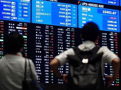 Định giá cổ phiếu khu vực châu Á lên cao nhất một thập kỷ