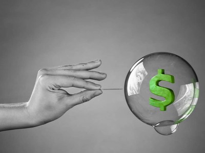 Liệu lịch sử có lặp lại với đà tăng phi mã nhóm cổ phiếu công nghệ