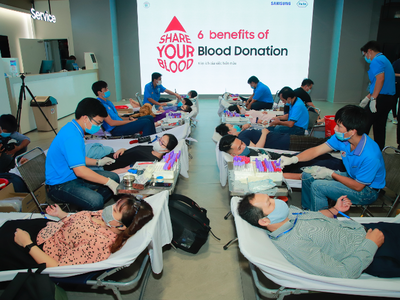 Roche Việt Nam và Samsung Vina đồng hành tổ chức chương trình “Hiến máu, cứu người”