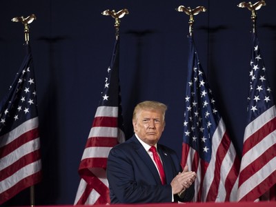 Facebook gỡ bỏ các quảng cáo của chiến dịch của ông Trump với những nội dung sai sự thật