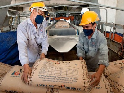 Vợ lãnh đạo Xi măng Hà Tiên 1 (HT1) đăng ký mua 5 triệu cổ phiếu