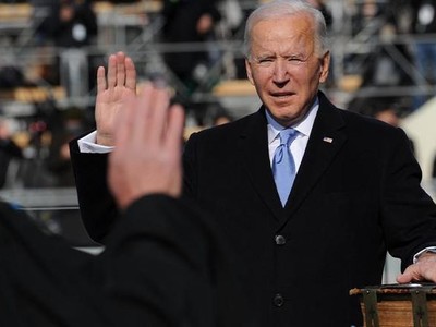 Kế hoạch đầu tư cơ sở hạ tầng lớn nhất từ ​​trước đến nay của Tổng thống Biden vẫn thua xa mức chi của Trung Quốc