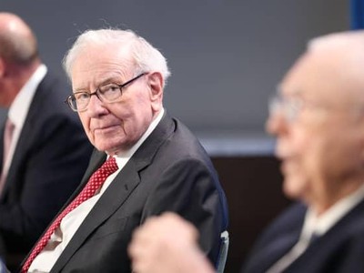Warren Buffett: Tác động của đại dịch là cực kỳ không đồng đều và vẫn chưa kết thúc