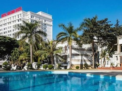 Quốc tế Hoàng Gia (RIC): Đầu tư Khải Việt vừa mua vào 52,49% vốn điều lệ