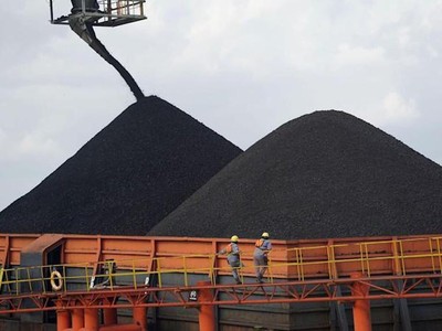 Trung Quốc có kế hoạch đặt ra giới hạn mới đối với giá than để khắc phục khủng hoảng năng lượng