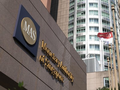 Singapore thông báo sẽ thắt chặt chính sách tiền tệ hơn nữa