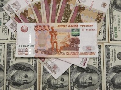 Hệ thống tài chính toàn cầu “vẫn ổn định” sau 1 tuần phương Tây trừng phạt Nga