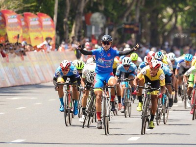 Tôn Đông Á tài trợ độc quyền cuộc đua xe đạp toàn quốc tranh Cúp TP.HCM lần thứ 34