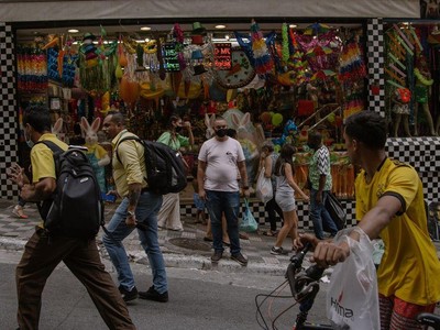 Chỉ có hai thị trường chứng khoán châu Á-Thái Bình Dương là "xanh" từ đầu năm tới nay