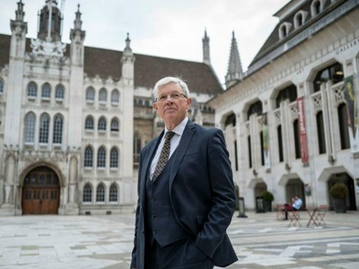 Peter Spiller - người quản lý Quỹ đầu tư tín thác Capital Gearing Investment Trust.