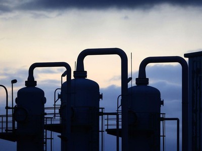 Các kho dự trữ được lấp đầy giúp giảm bớt lo ngại thiếu hụt năng lượng trong mùa Đông ở châu Âu