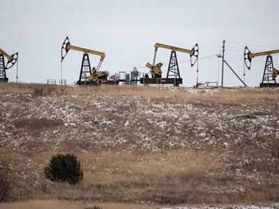 Các biện pháp trừng phạt dầu mỏ của Nga sắp có hiệu lực 