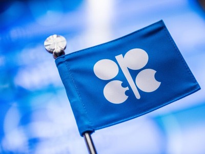 OPEC+ muốn những người bán khống giá dầu thiệt hại đáng kể