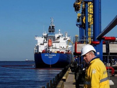 Bản đồ vận chuyển toàn cầu được vẽ lại sau các biện pháp trừng phạt của phương Tây lên Nga