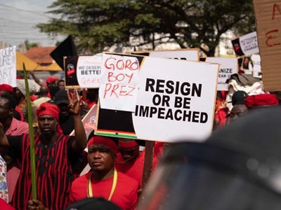 Người dân Ghana trong cuộc biểu tình "Ku Me Preko" để phản đối chi phí sinh hoạt tăng cao ngày 5/11/2022