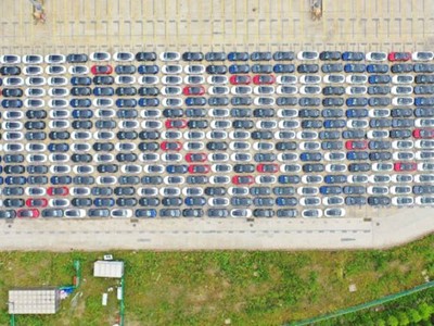 Xe điện Tesla được chụp ở Trung Quốc