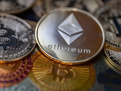 Xu hướng niêm yết của các công ty tiền điện tử đang gia tăng