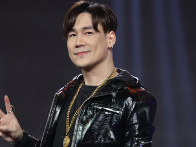 Ca sĩ Khánh Phương