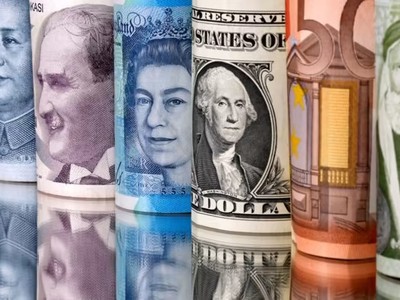 Thời đại khủng hoảng khiến các tiền tệ lớn trên thế giới không đồng bộ