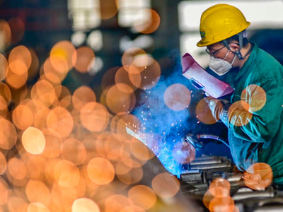 Hoạt động sản xuất ở châu Á thu hẹp trong tháng 7 do nhu cầu suy yếu