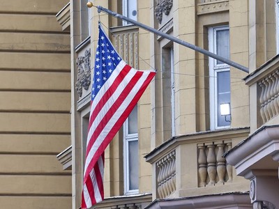 Fitch hạ xếp hạng tín nhiệm của Mỹ từ AAA xuống AA+