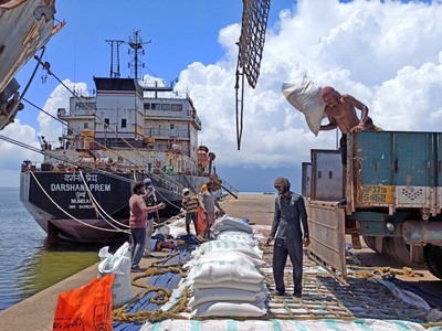 Ấn Độ áp giá sàn cho gạo basmati sau khi hạn chế xuất khẩu gạo non-basmati