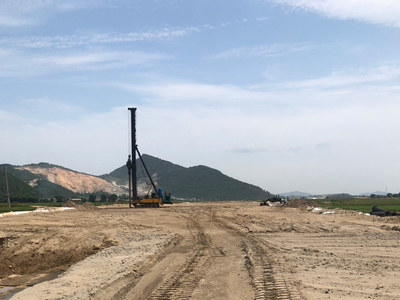 Đầu tư MST (MST) triển khai thi công gói thầu hệ thống điện chiếu sáng nút giao Quốc lộ 46B và trạm thu phí