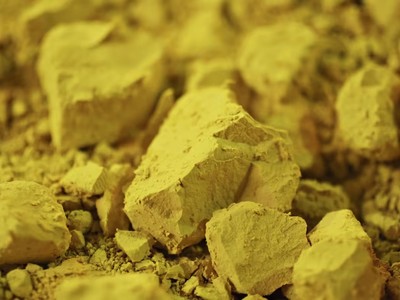 Giá uranium đạt mức cao nhất trong 12 năm khi các chính phủ ủng hộ năng lượng hạt nhân