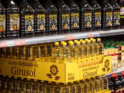 Giá dầu ô liu tăng lên mức cao kỷ lục