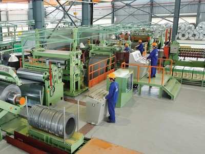 Đầu tư Thương mại SMC (SMC) bất ngờ thông qua việc thu hẹp sản xuất và cắt giảm nhân sự