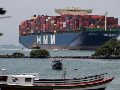 Các nhà khai thác kênh đào Panama cắt giảm lượng tàu qua lại khi hạn hán ngày càng trầm trọng