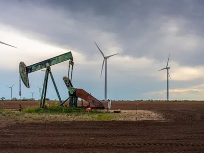 Reuters: OPEC+ sẽ xem xét về việc cắt giảm thêm sản lượng khi giá dầu giảm mạnh