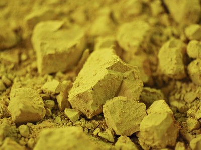 Giá uranium có thể tiếp tục tăng cao sau khi nhà sản xuất lớn nhất cảnh báo về nguồn cung