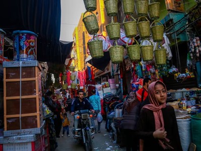 Áp lực khủng hoảng nợ của các quốc gia thị trường mới nổi hạ nhiệt khi lợi suất giảm