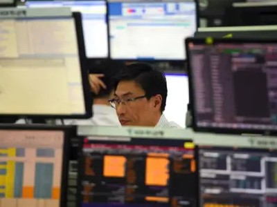 Hàn Quốc tăng tốc cải cách để tăng định giá của thị trường chứng khoán